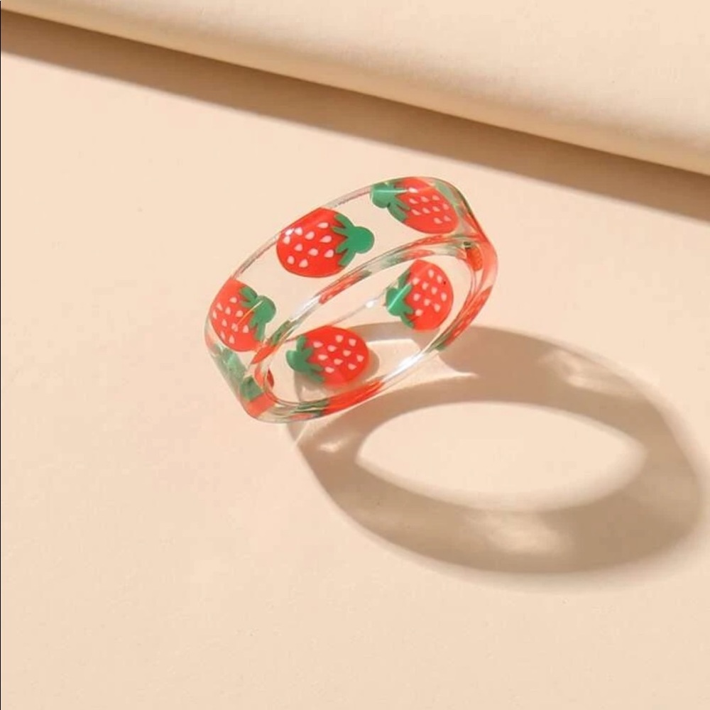 💜Strawberry Fruit pattern ring